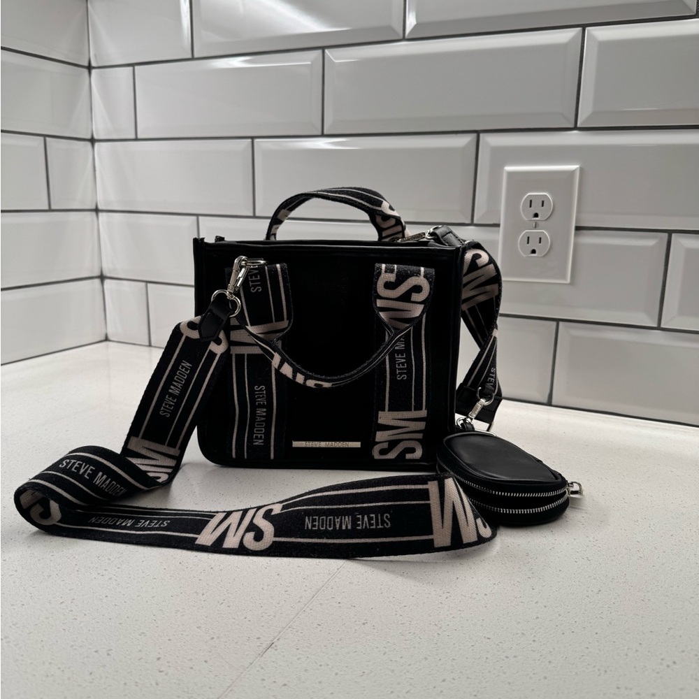 Steve Madden Black and White Crossbody Bag